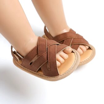 babysandalen suede look bruin brown jongens bandjes klittenband 3