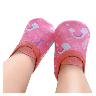 Waterschoentjes Baby Regenboog maat 20 roze